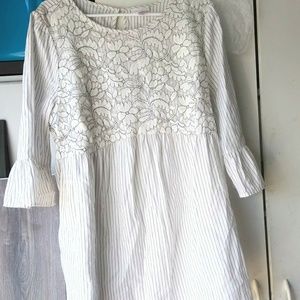 White and grey striped top